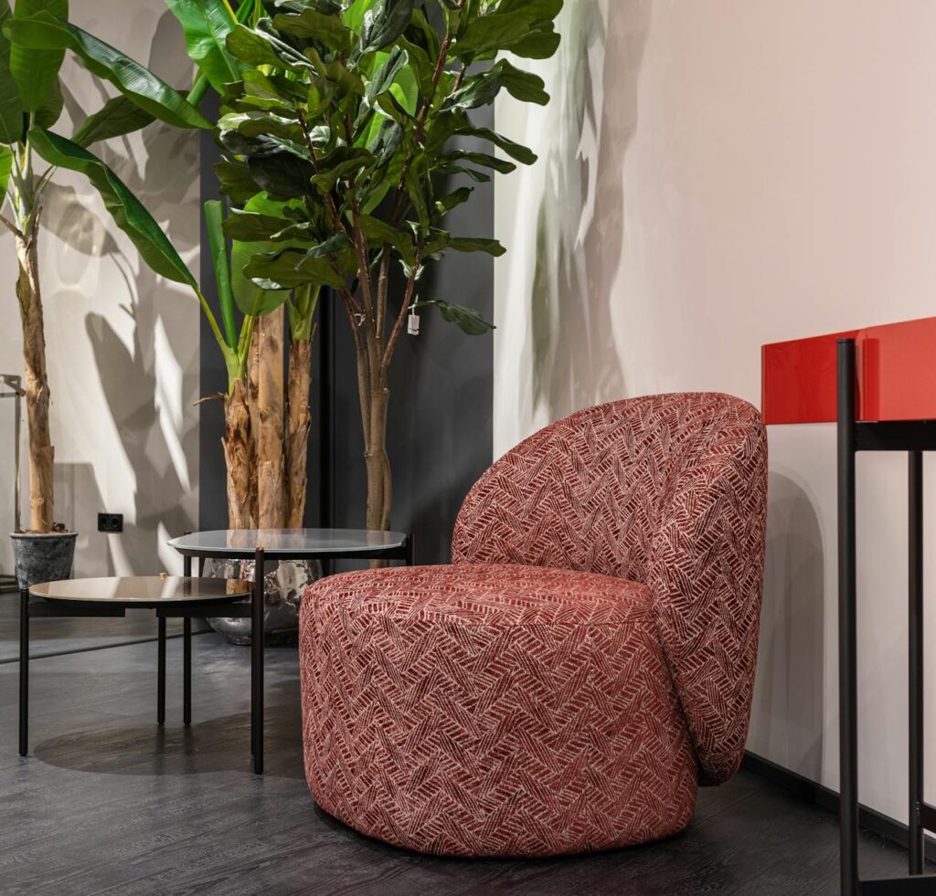Kleur op de muren geeft jouw woonkamer een frisse start