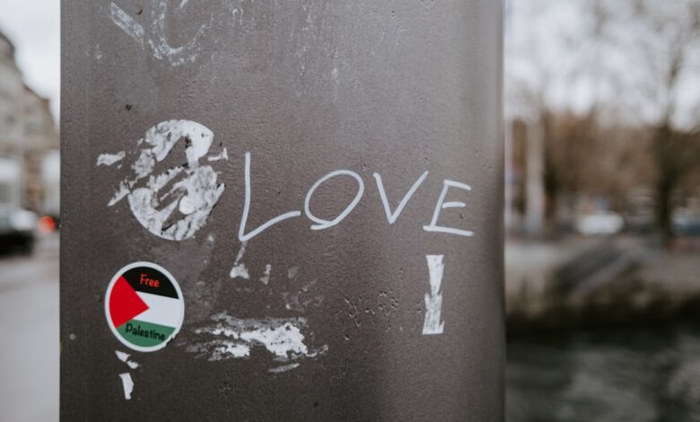 Photo of Bianca Censori: De opvallende vriendin van Kanye West