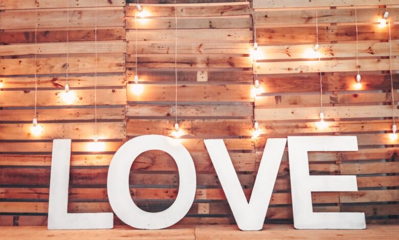 Photo of Ramsey Nasr vindt nieuw geluk met vriendin Emése